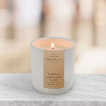 Load image into Gallery viewer, <h4>Pumpkin Chai</h4><h5> Pumpkin + Vanilla + Clove</h5>