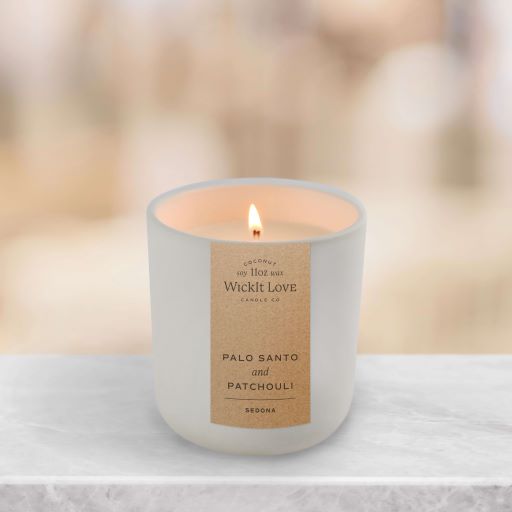 <h4>Sedona</h4><h5> Palo Santo + Patchouli</h5>
